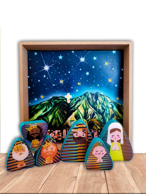 Pesebre Triangular Reversible de Seis Piezas Tema Cruz Diez